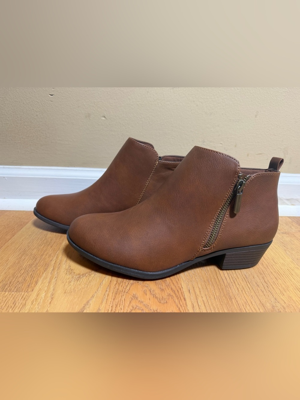 Sonoma Tan Brown Ankle Booties with Side Zip - Picture 2 of 6